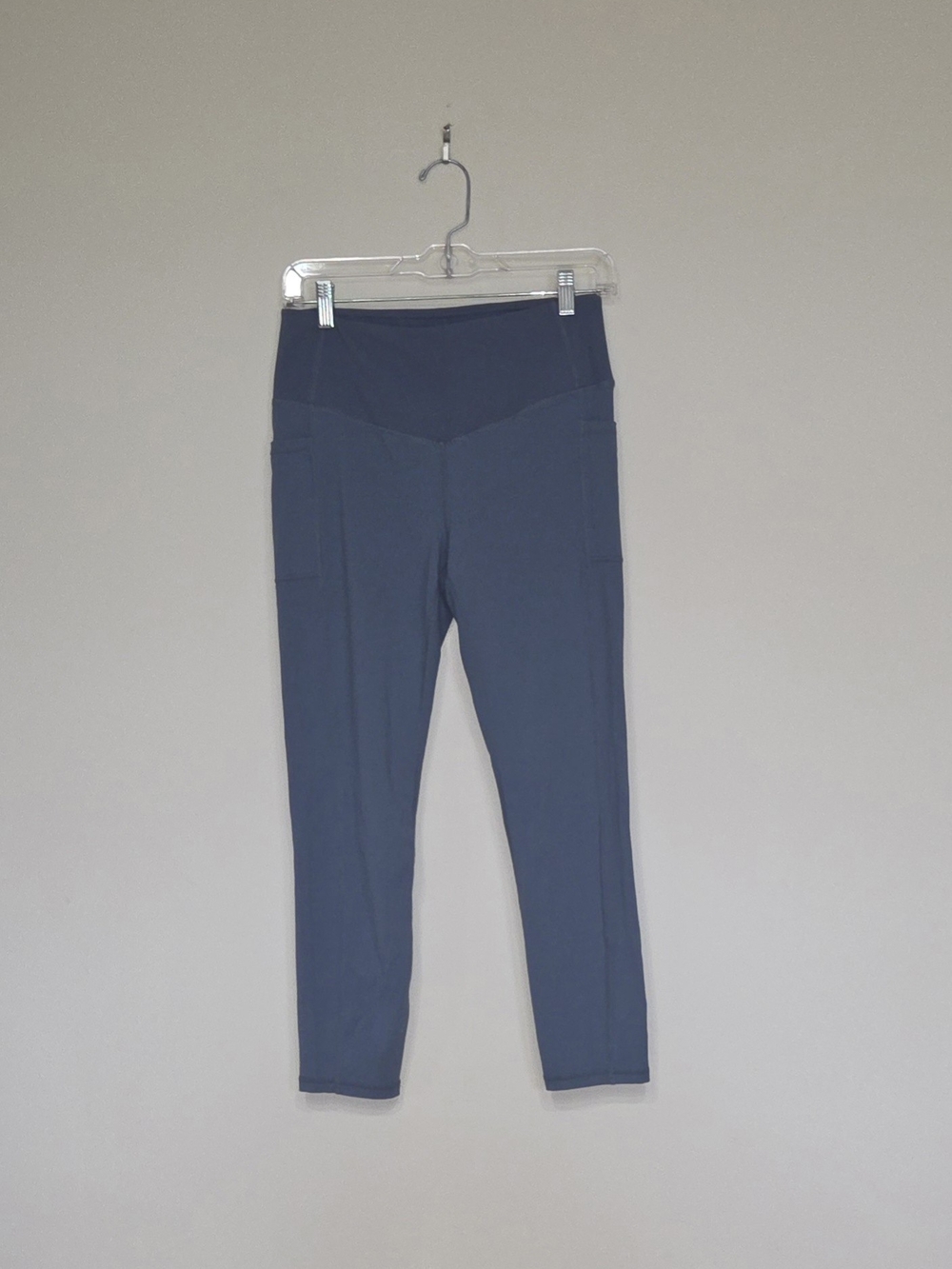 High-Waist Dusty Blue 7/8 Yoga Leggings with Side Pockets